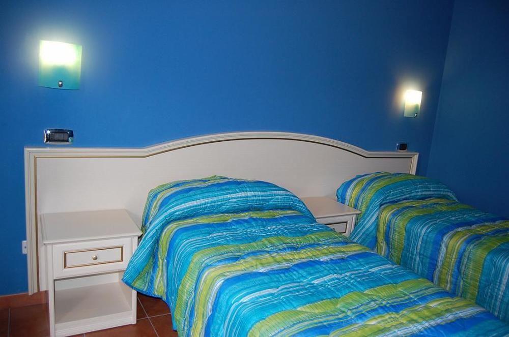 Agriturismo Parra Santa Lucia del Mela Eksteriør billede