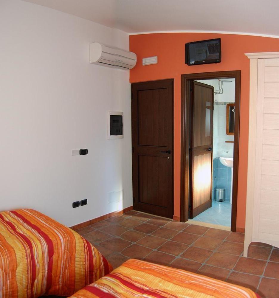 Agriturismo Parra Santa Lucia del Mela Eksteriør billede
