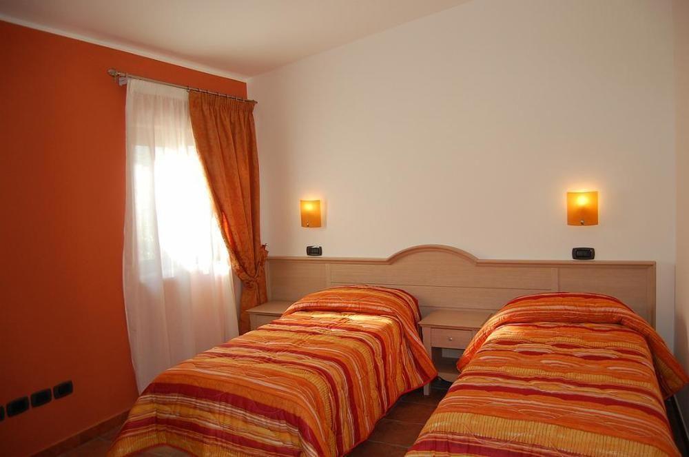 Agriturismo Parra Santa Lucia del Mela Eksteriør billede