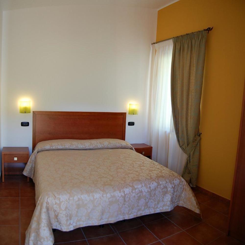 Agriturismo Parra Santa Lucia del Mela Eksteriør billede