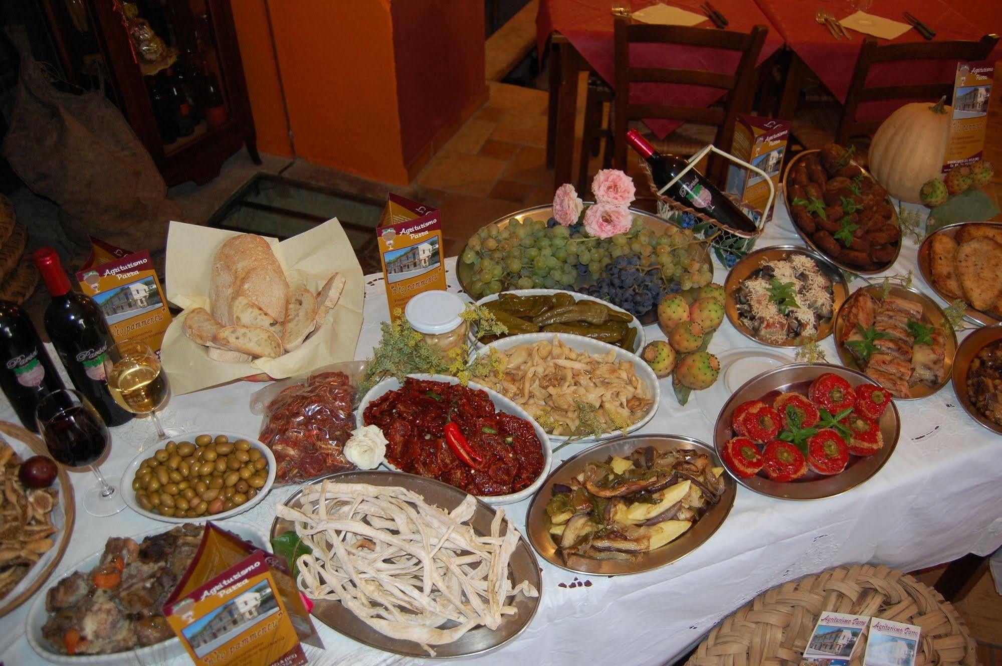 Agriturismo Parra Santa Lucia del Mela Eksteriør billede